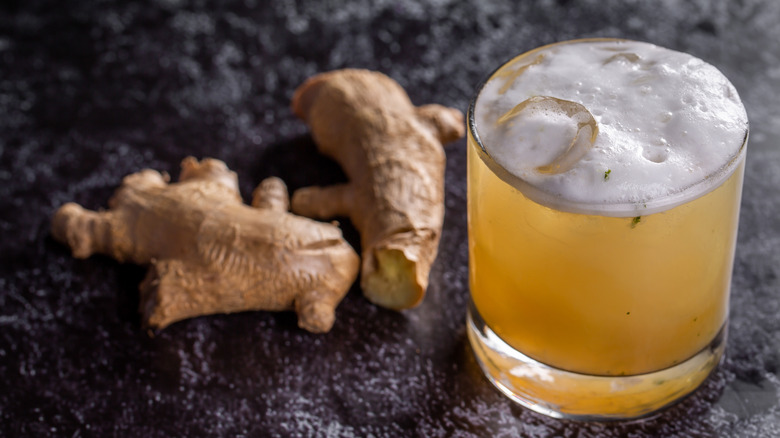 Ginger ale coaktail