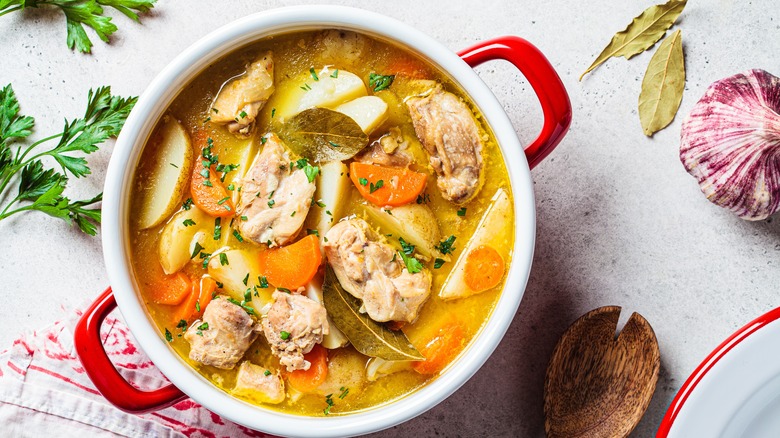 Chicken stew with potatoes