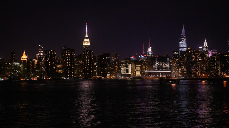 New York city skyline night