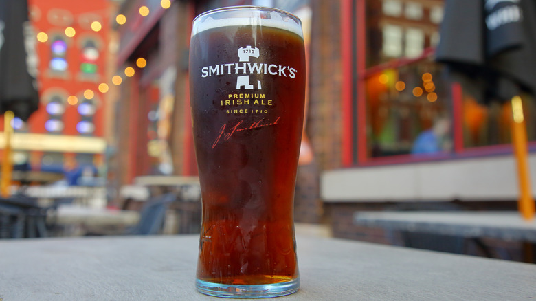 Smithwicks red ale pint