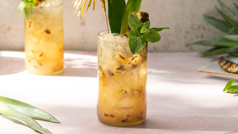 grilled pineapple mojito