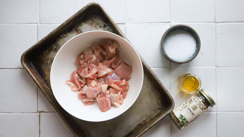 Bowl of chicken for marinating