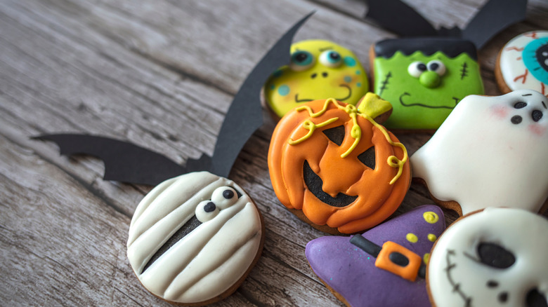 Spooky Minis! Make It Mini Food Halloween Edition Mini Verse 