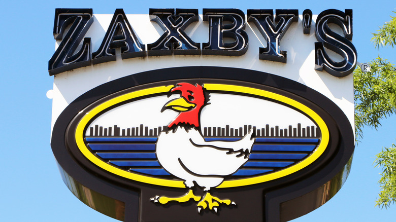 Zaxby's exterior