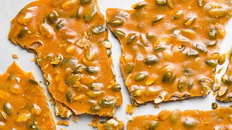 Pumpkin seed brittle