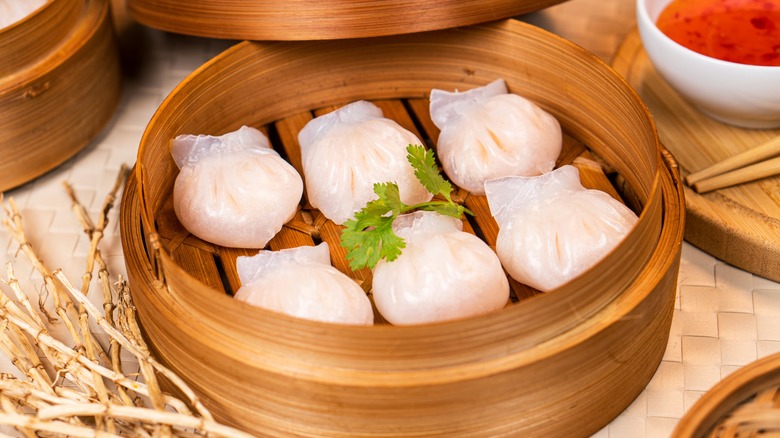 har gow in steamer