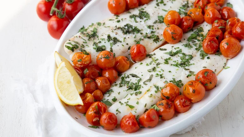 Baked orange roughy with tomato