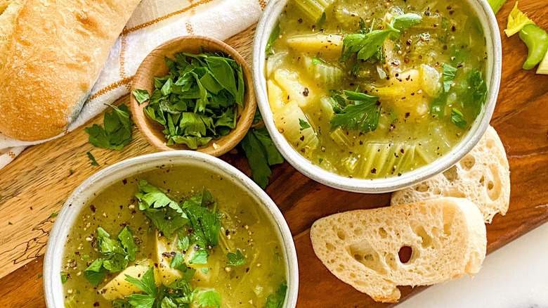 Celery soup with bread