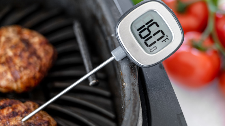 grilled burger cooking thermometer