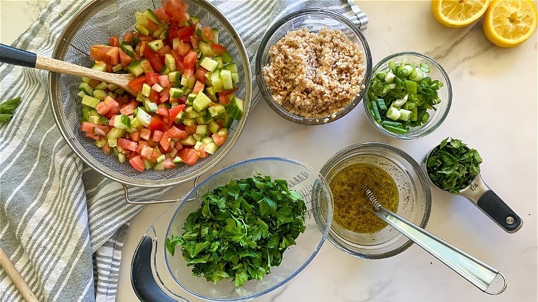 ingredients for tabouli salad 