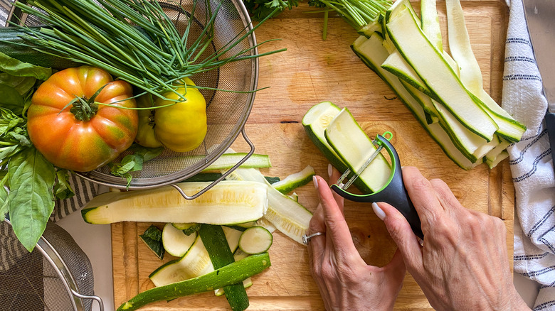 peeling zucchini