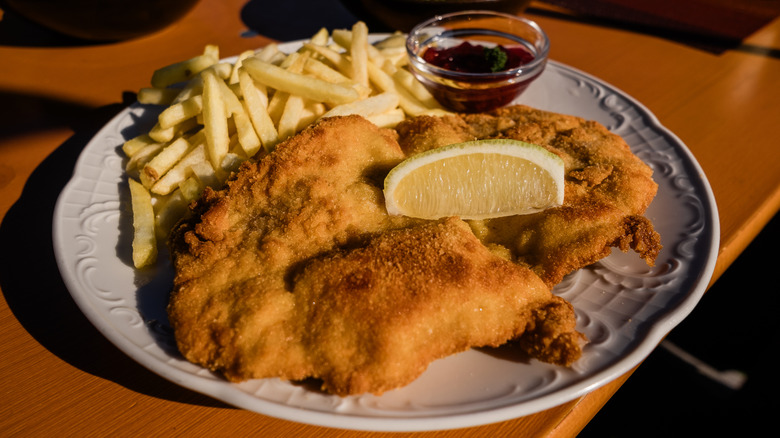 plate of schnitzel
