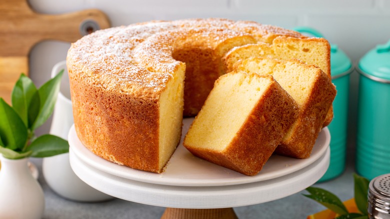 lemon bundt cake on stand