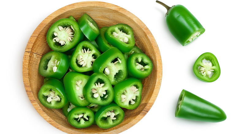 Sliced jalapeño in a bowl