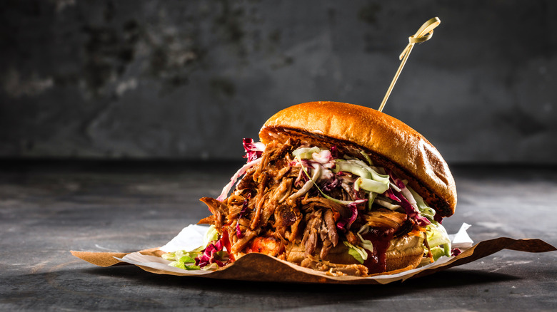 pulled pork sandwich