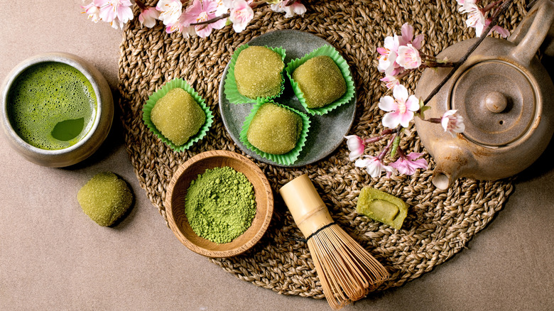 green tea mochi