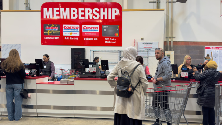 Returns and membership counter at Costco