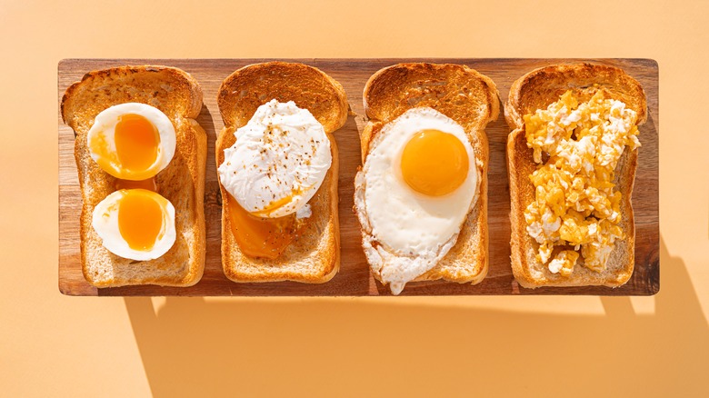 Eggs on toast