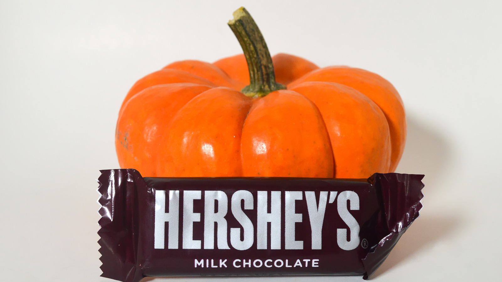 hershey-reports-people-are-eager-to-celebrate-halloween-early-this-year