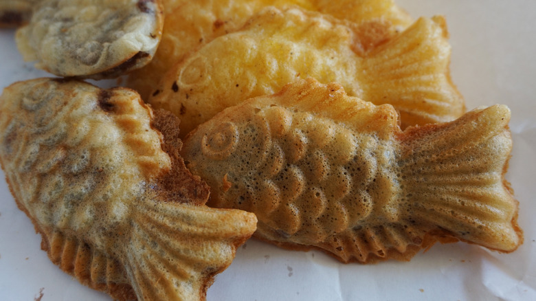 Korean fish-shaped pastries