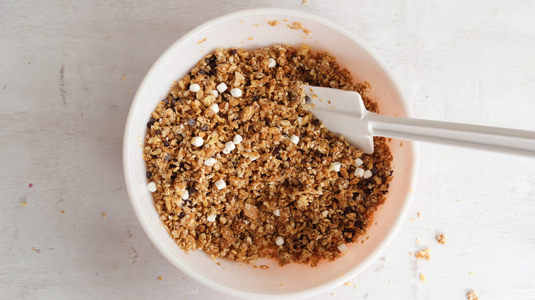 s'mores granola in a bowl