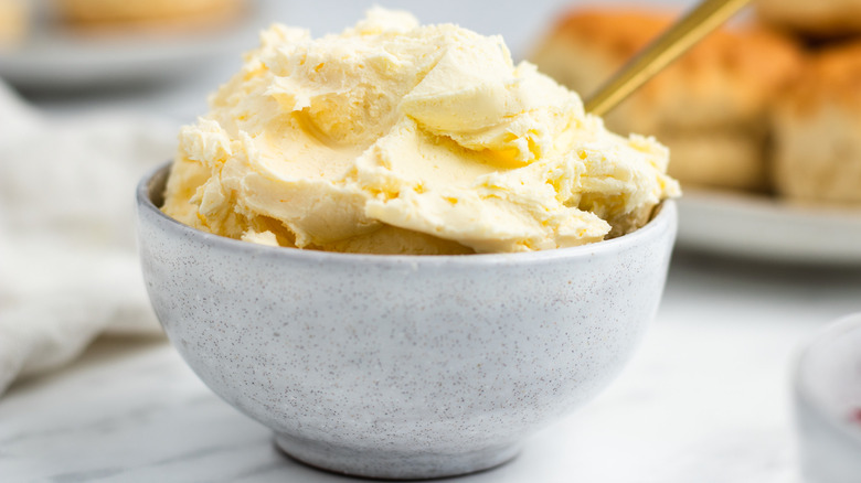 clotted cream in bowl