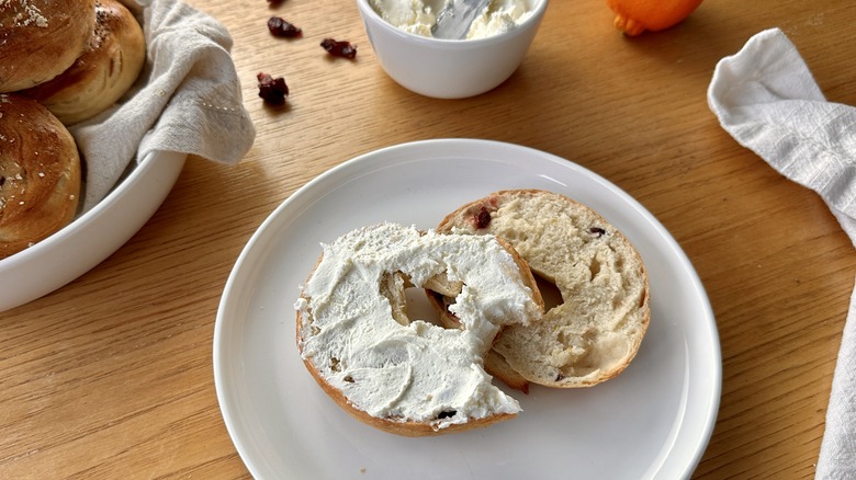 sliced bagel on plate