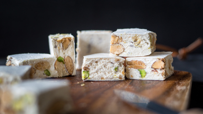 white nougat torrone