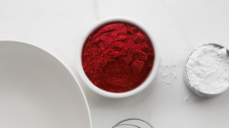 Bowl of red raspberry powder