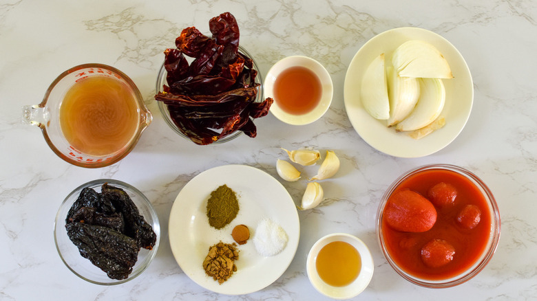 ingredients for red enchilada sauce