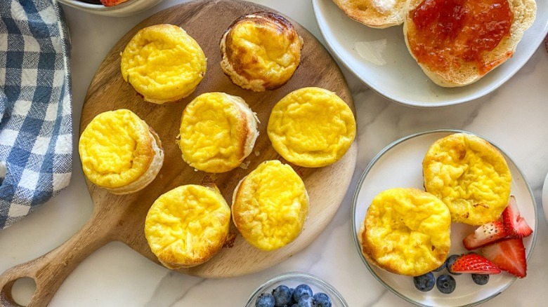 cooked egg tarts on board