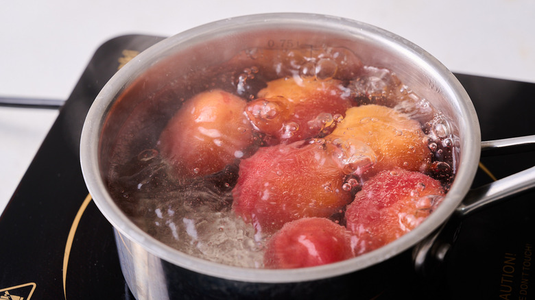 boiling apricots in water