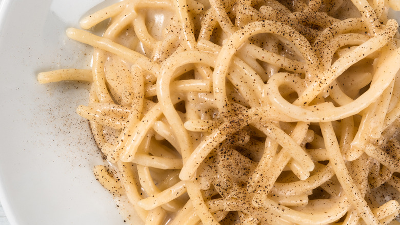 Creamy cacio e pepe