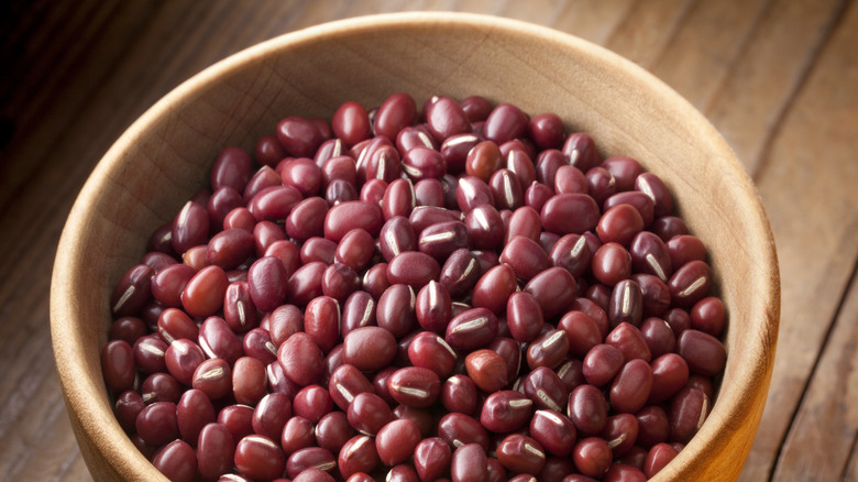 Adzuki beans in bowl