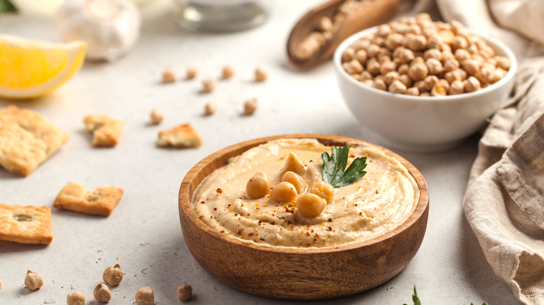 hummus and chickpeas