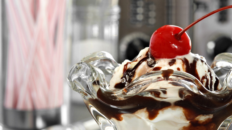 Hot fudge sundae in diner