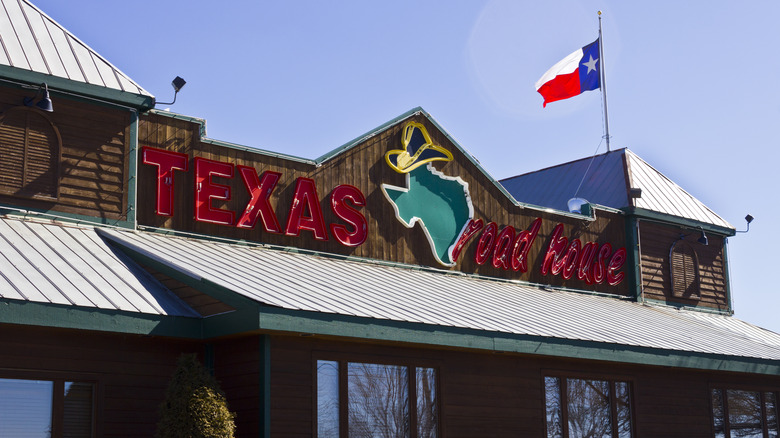 Texas Roadhouse exterior