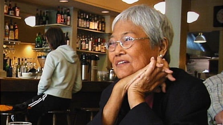 Doreen Fernandez at a restaurant