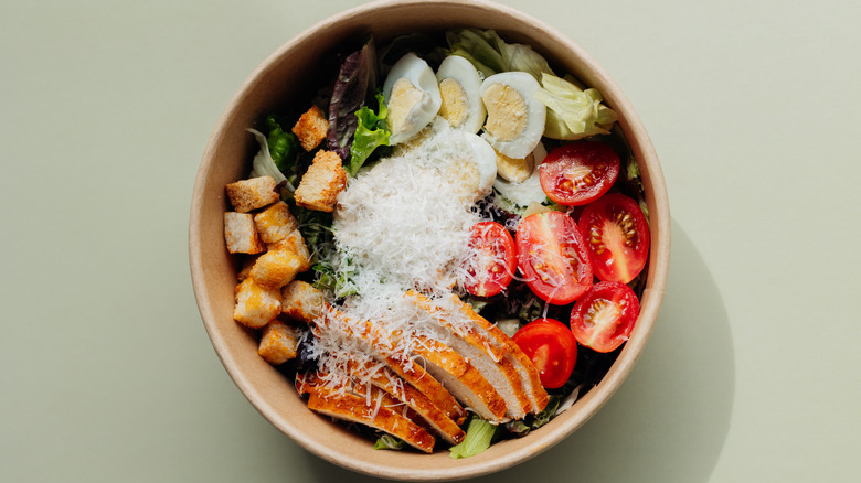 salad with eggs & croutons