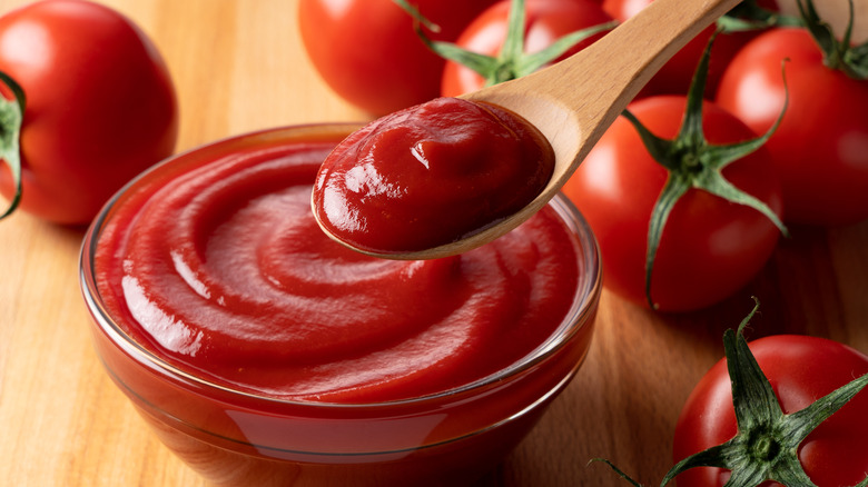 ketchup in a bowl