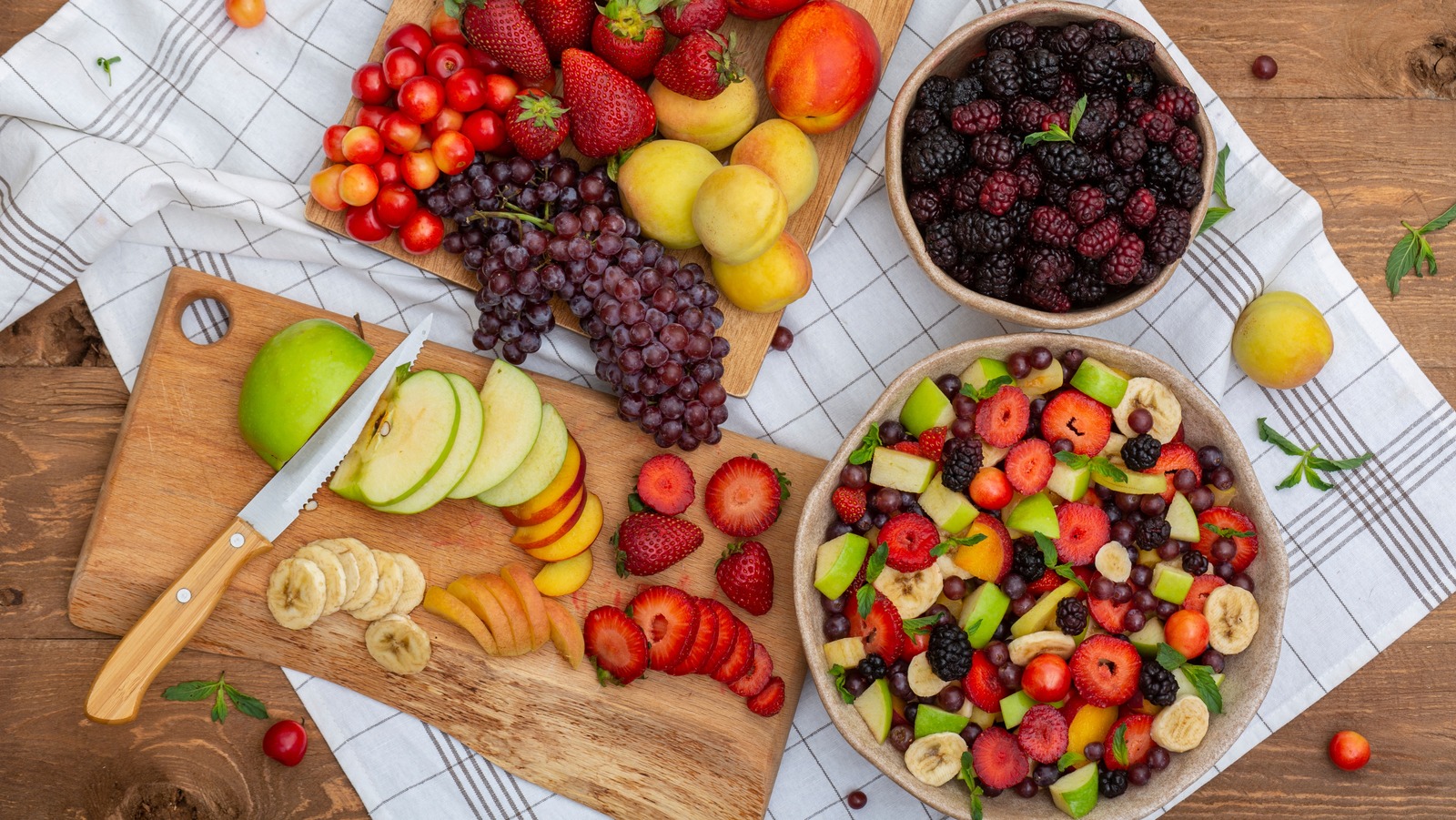 How Long You Can Store Fruit Salad In The Fridge And Freezer