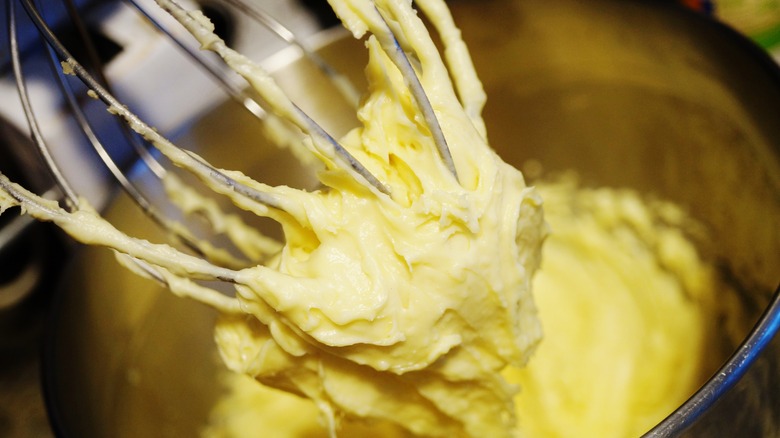 Pâte à choux in a stand mixer