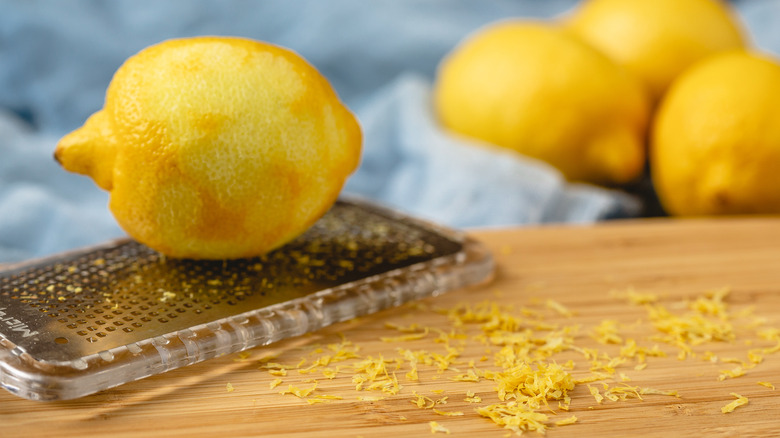 zesting lemon with microplane