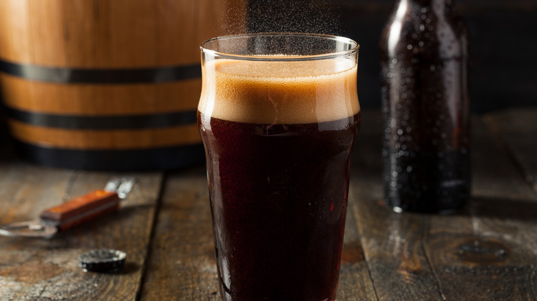Root beer in a glass