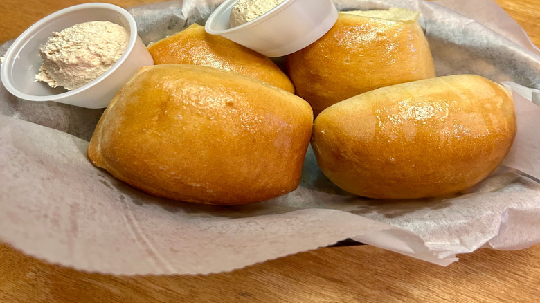 Texas Roadhouse rolls with butter