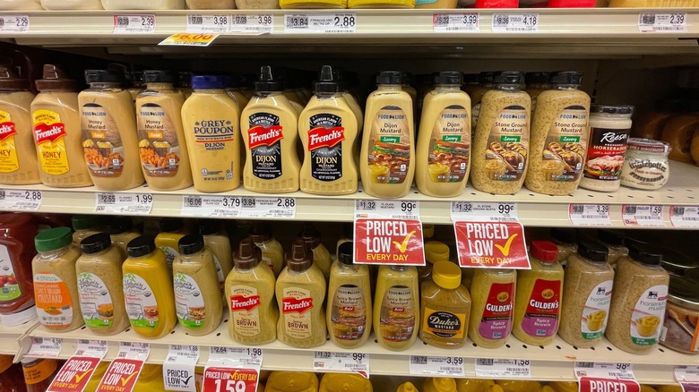 Mustard brands in squeeze bottles 