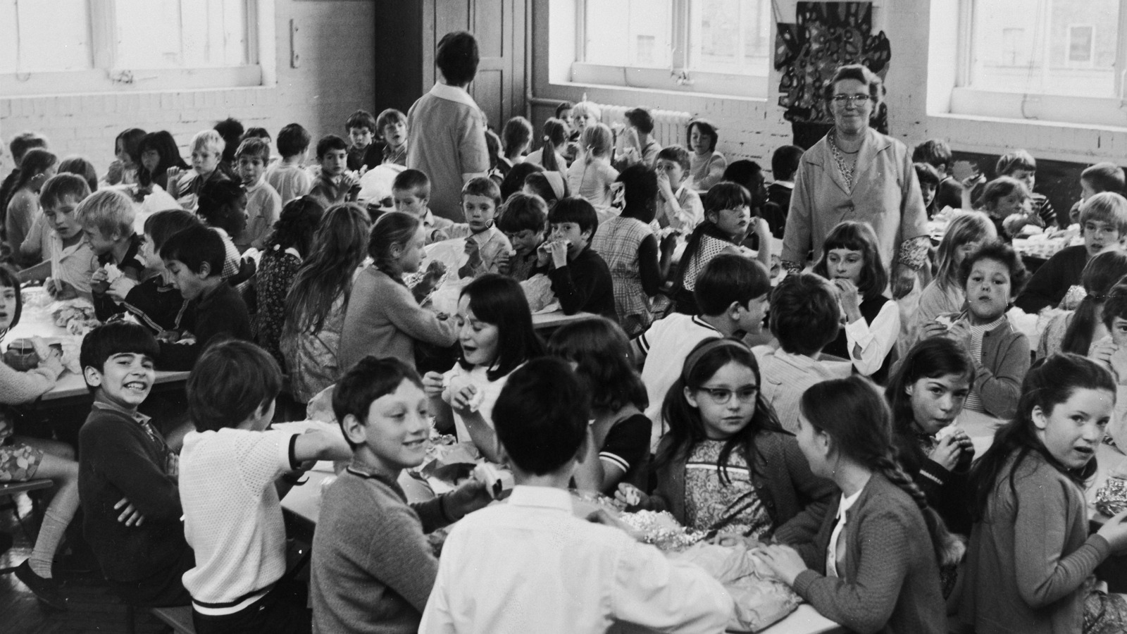 How The Modern Day School Cafeteria Came To Be