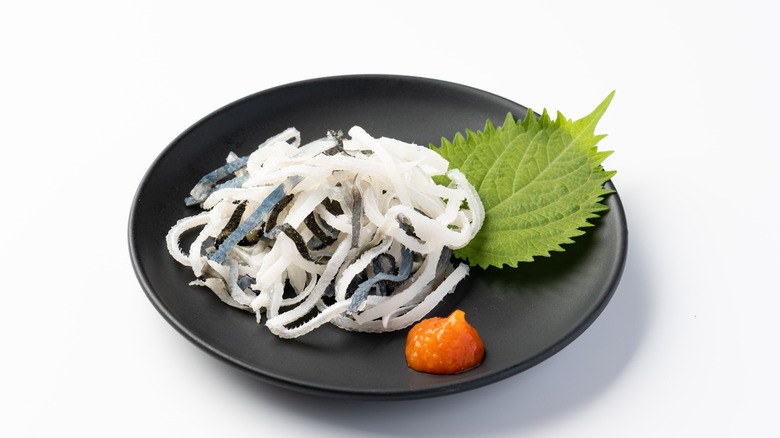 plate of fugu sashimi