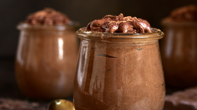 chocolate mousse in glass cups