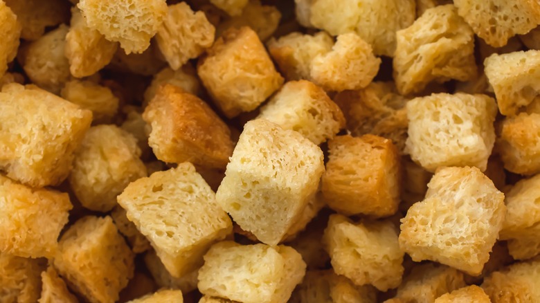 Toasted croutons